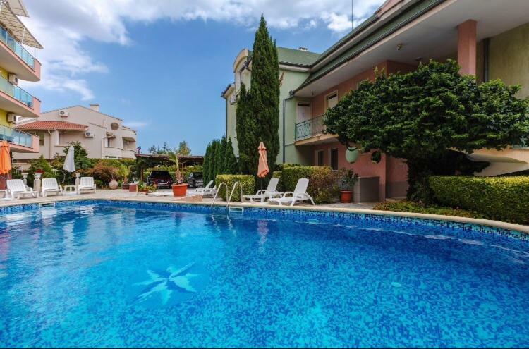 Duplex Apartments Sveti Vlas Ngoại thất bức ảnh